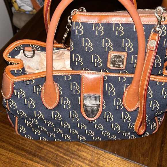 Dooney and Bourke 3 Way Bag & Wallet Bundle - EUC - Picture 2 of 15
